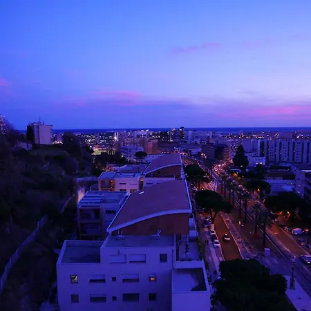 Apartment Rooftop 8 Personnes Grande Terrasse Avec Parking Quartier Aeroport Nice